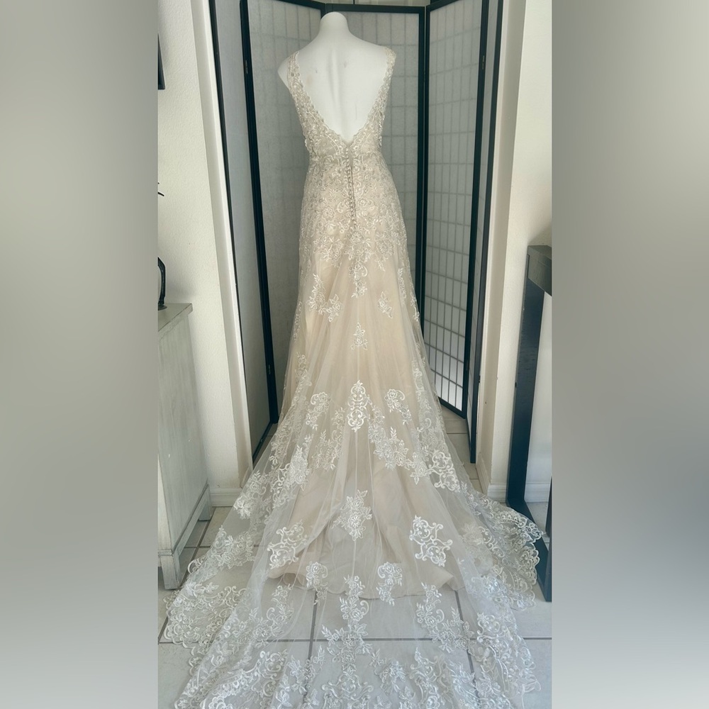 Lace V-Neck Fit & Flare Wedding Dress - Ivory - Picture 5 of 8